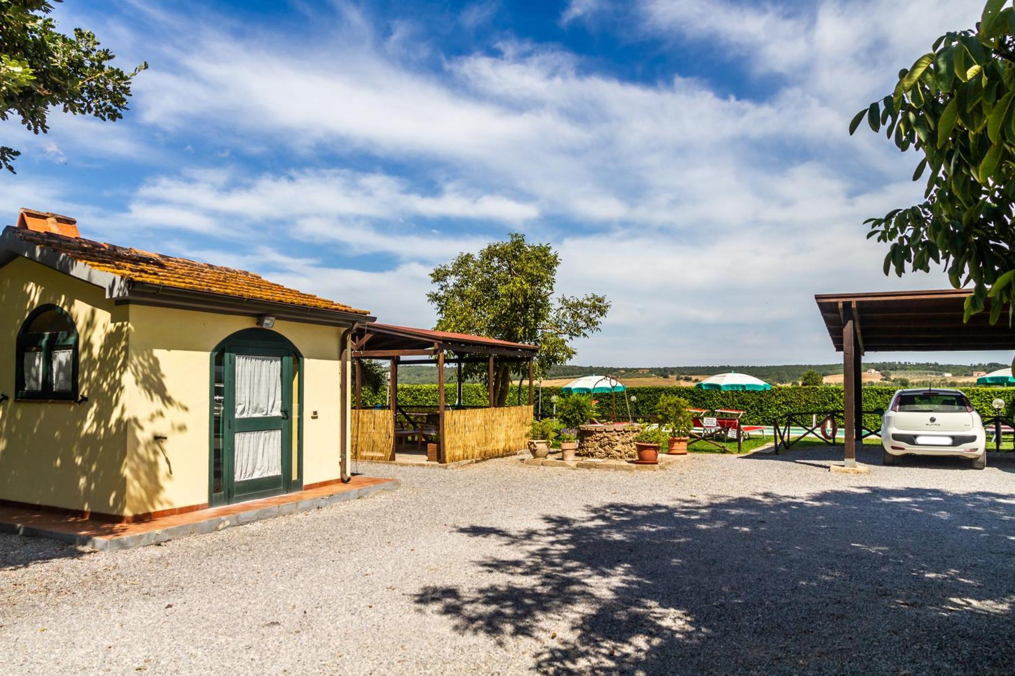 Agriturismo Fattoria Benaris Villa Marsiliana Esterno foto